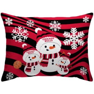 Chicago Bulls 20'' x 26'' Holiday Snowman Bed Pillow